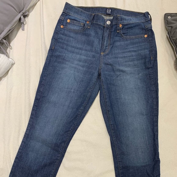 Gap Jeans - Picture 2 of 6